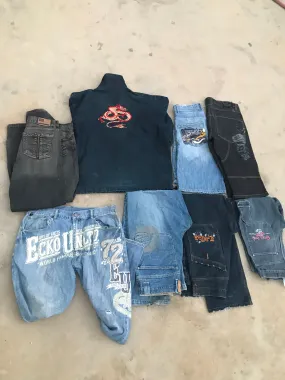 5 jeans 2 shorts 1 jacket