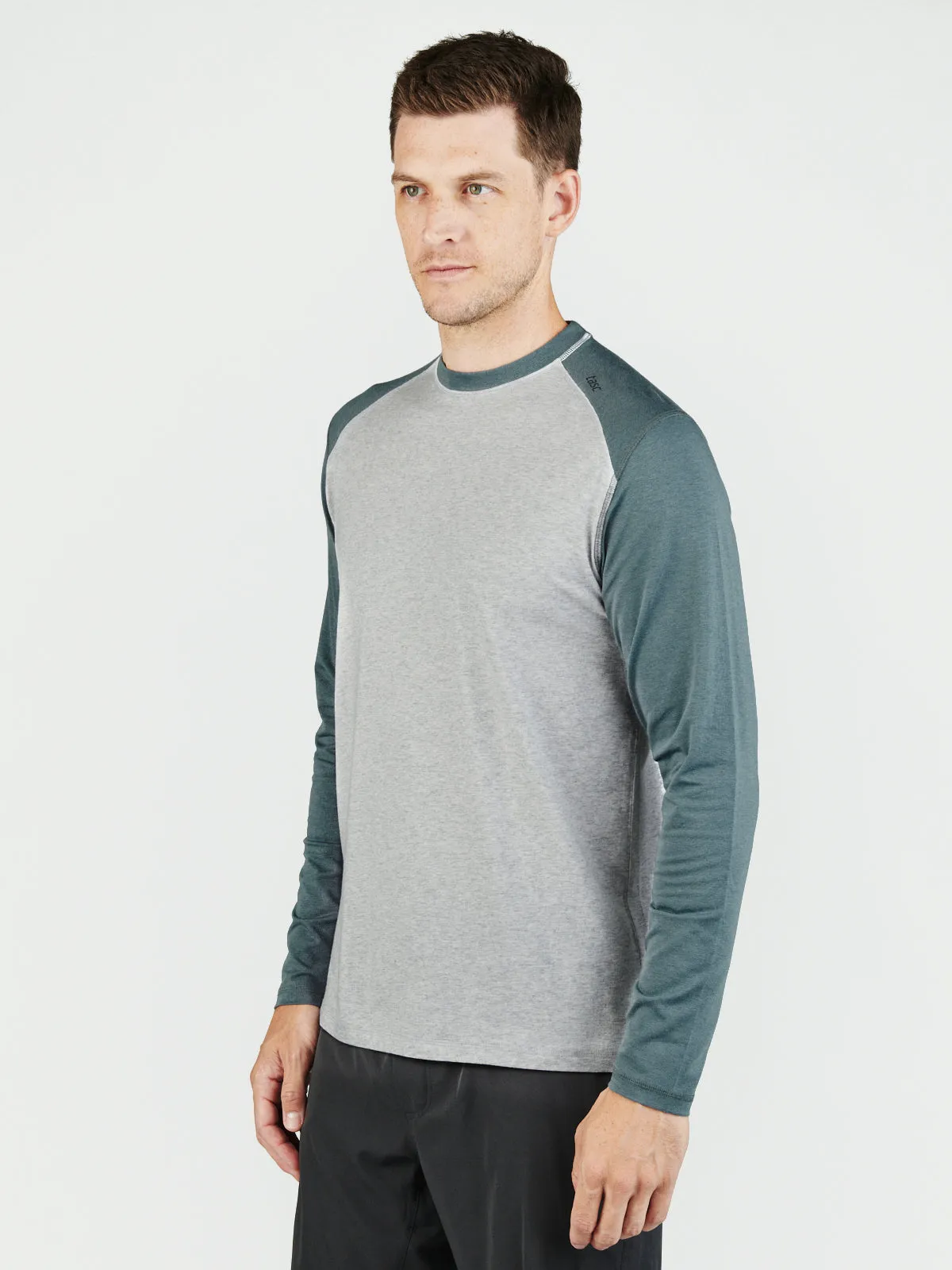 Carrollton Blocked Long Sleeve Fitness T-Shirt