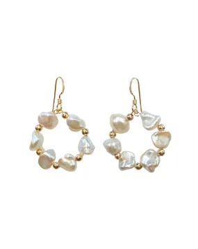 Daisy Pearl Earrings