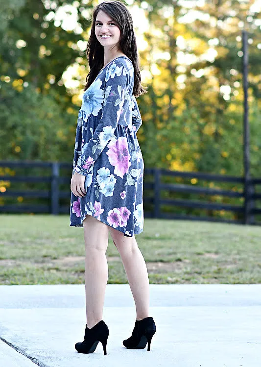 Floral Print Long Sleeve Knit Dress in Charcoal