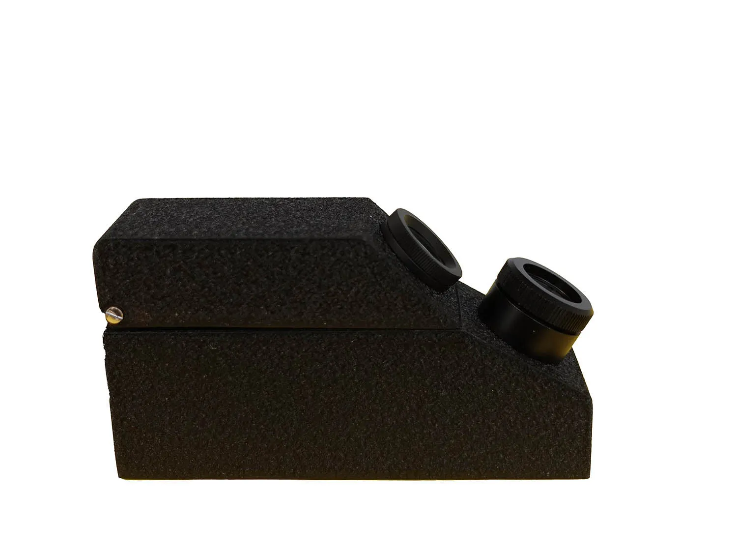 Refractometer with separate light source